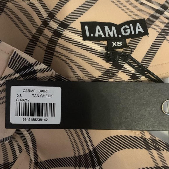 SOLD💜Iamgia Tan Checkered skirt in xs - Picture 3 of 3